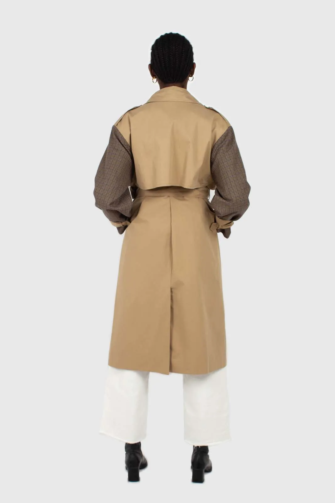 Beige and brown checked sleeve trench coat
