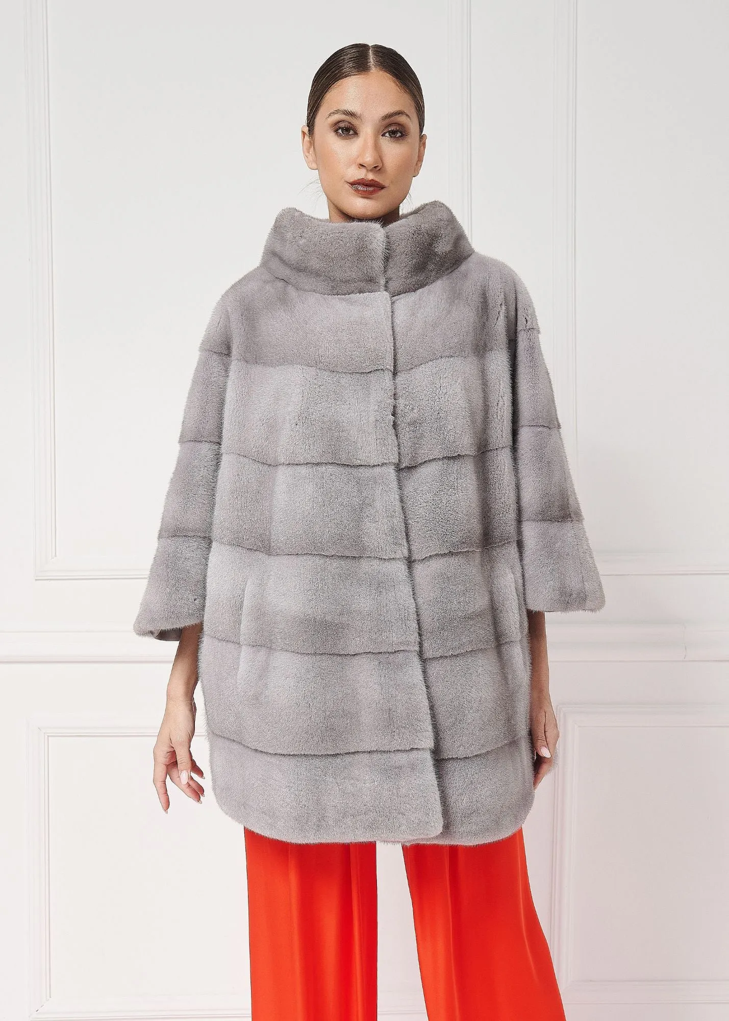 Oversize mink cape/jacket with stand up collar