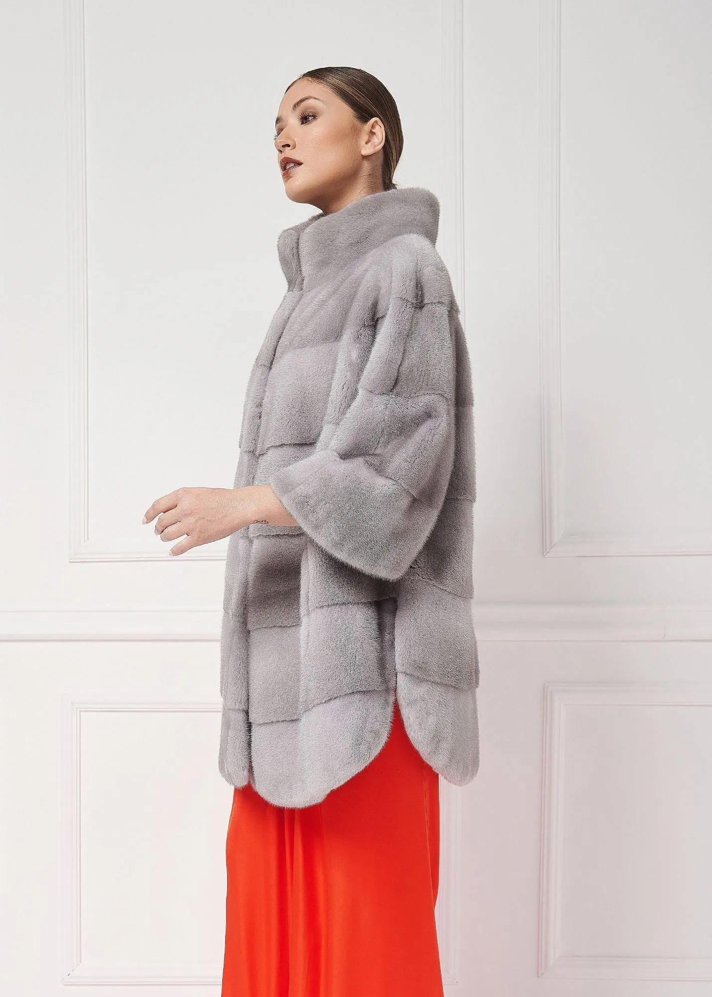 Oversize mink cape/jacket with stand up collar