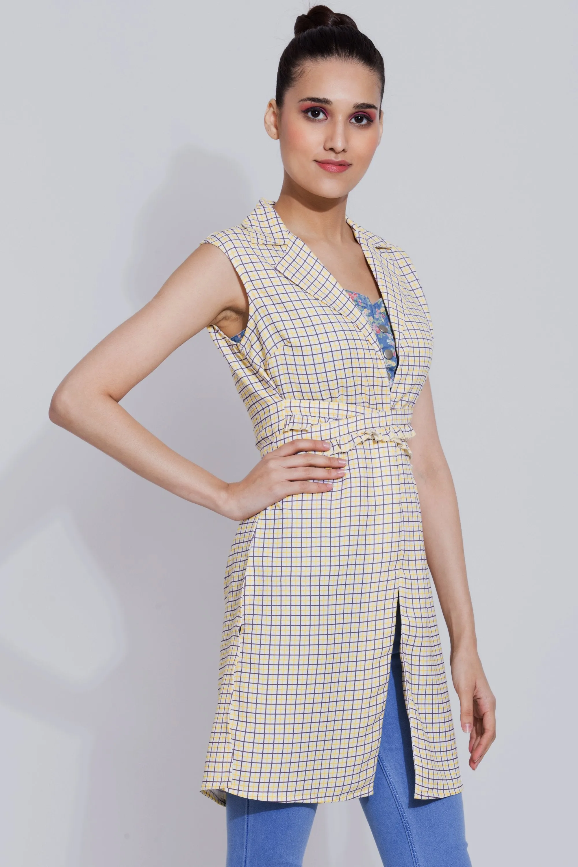 Ruffled belt Checked Trench coat